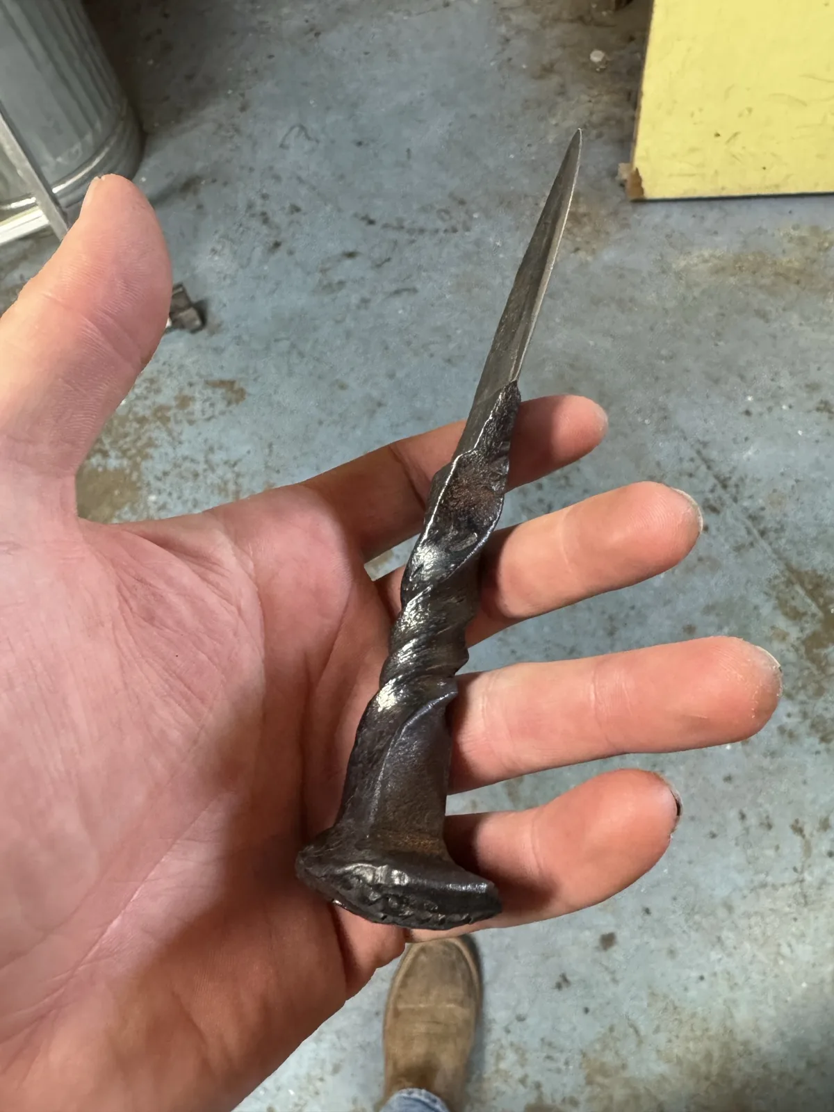 Hand Forged Skull Knife 2